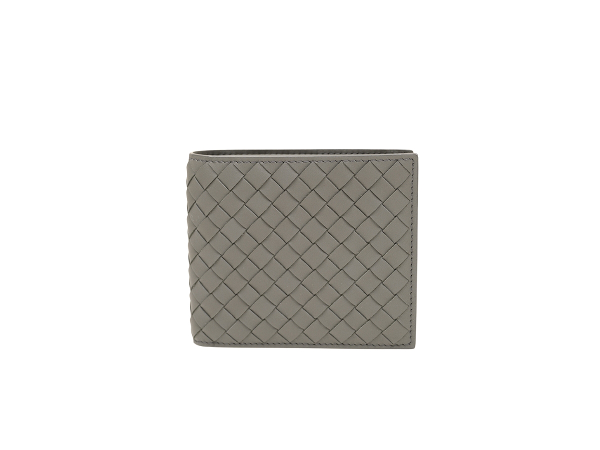 https://d2cva83hdk3bwc.cloudfront.net/bottega-veneta-folding-wallet-in-lambskin-plain-leather-with-8-cards-grey-2.jpg