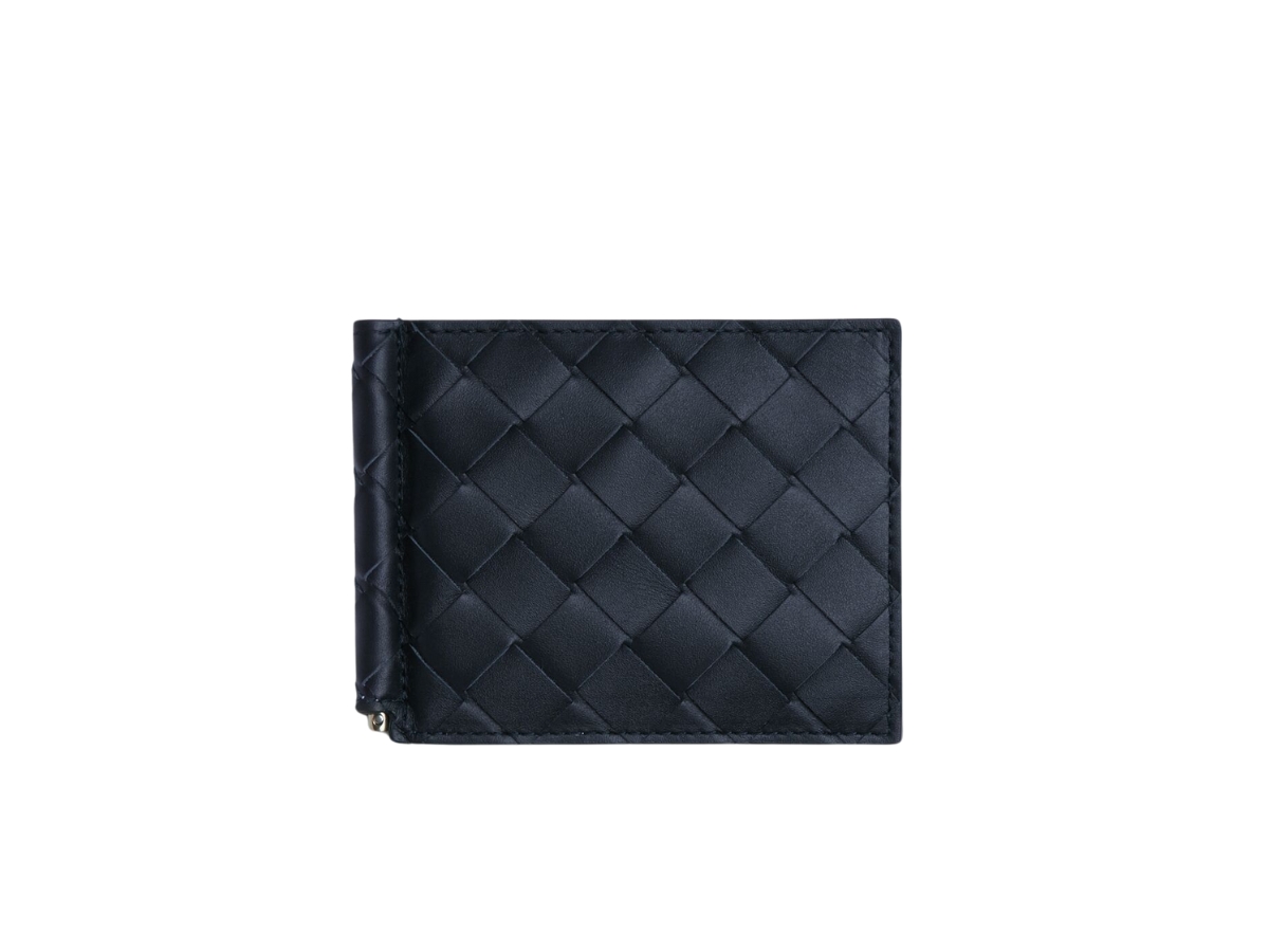 https://d2cva83hdk3bwc.cloudfront.net/bottega-veneta-intrecciato-bill-clip-wallet-in-calfskin-with-silver-finish-hardware-space-pollen-1.jpg