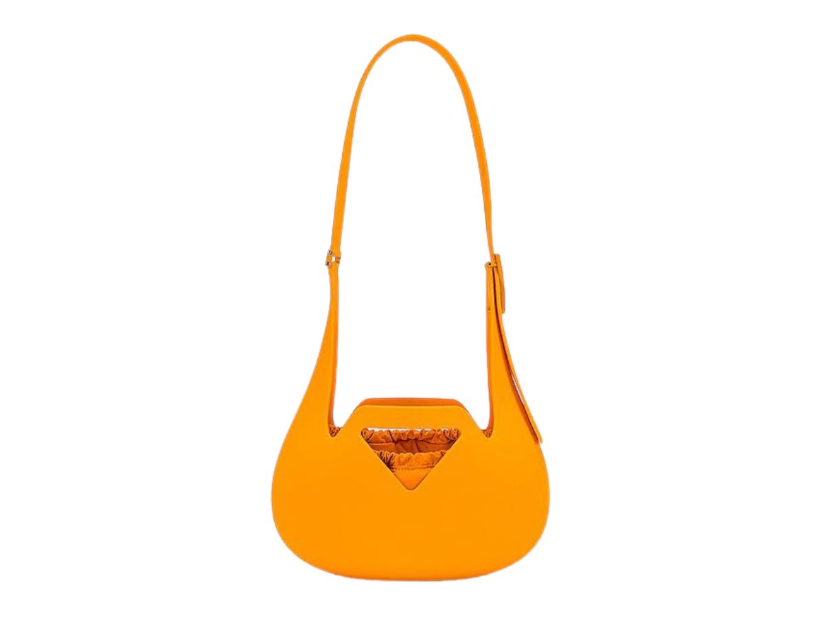 https://d2cva83hdk3bwc.cloudfront.net/bottega-veneta-recyclable-rubber-punch-shoulder-bag-tangerine-3.jpg