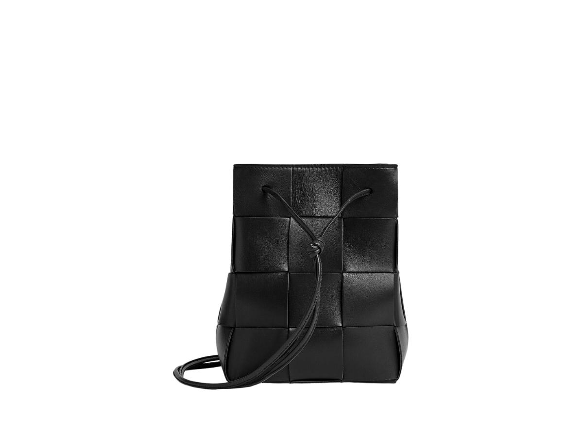https://d2cva83hdk3bwc.cloudfront.net/bottega-veneta-small-cassette-bucket-bag-in-lambskin-with-gold-finish-hardware-black-2.jpg