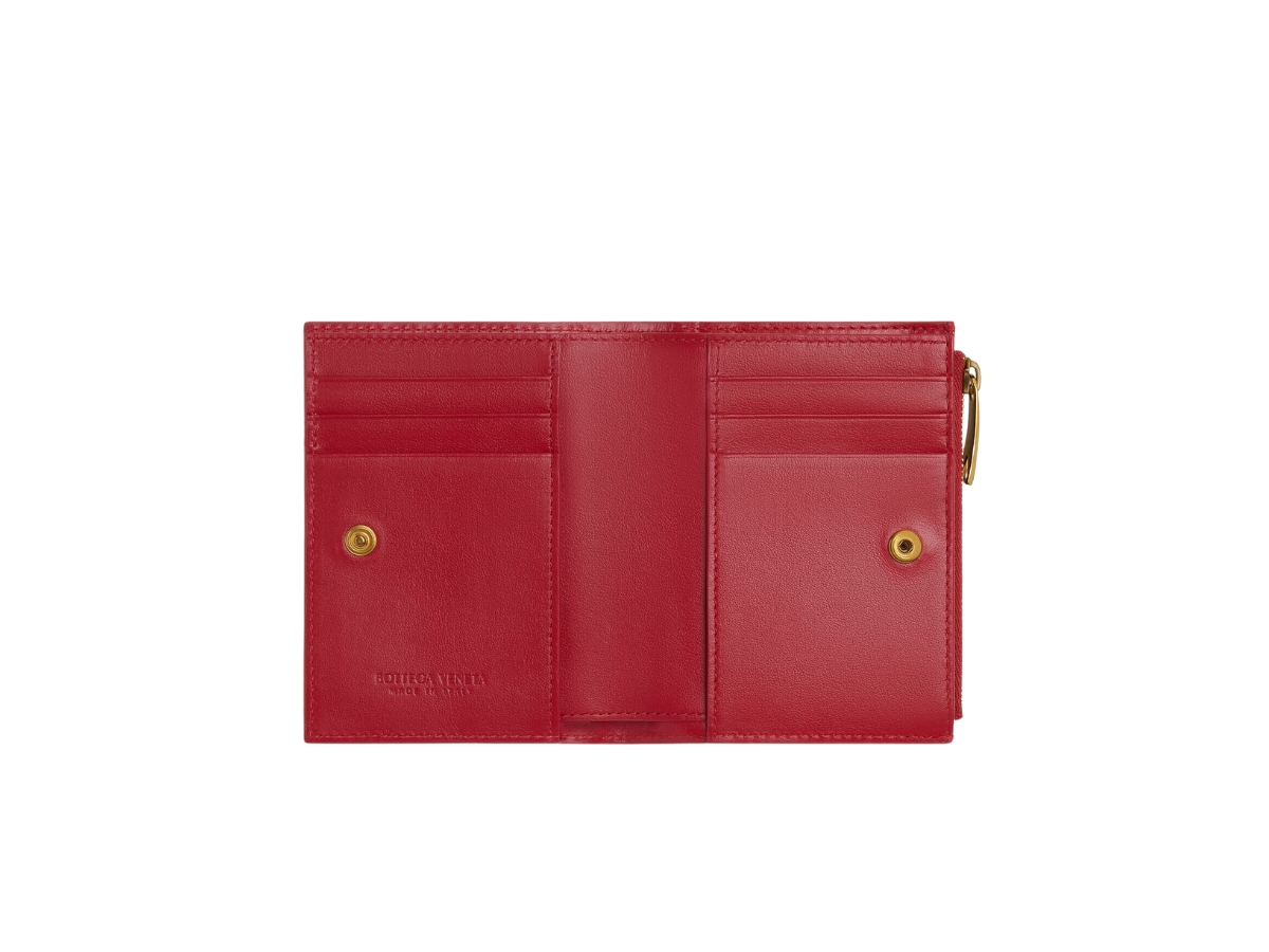 https://d2cva83hdk3bwc.cloudfront.net/bottega-veneta-small-intrecciato-bi-fold-zip-wallet-in-lambskin-with-gold-finish-hardware-six-card-slots-apple-candy-2.jpg