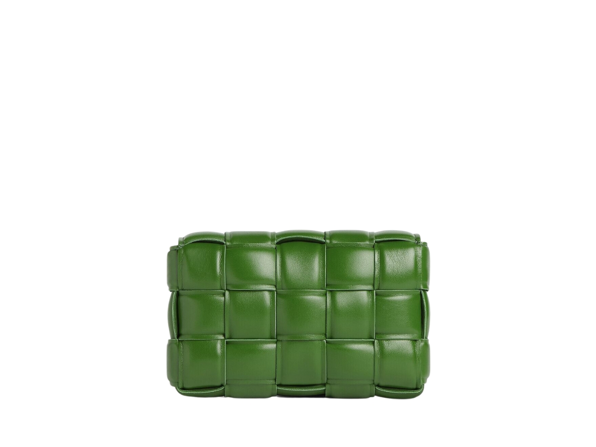 https://d2cva83hdk3bwc.cloudfront.net/bottega-veneta-small-padded-cassette-in-lambskin-with-gold-finish-hardware-avocado-3.jpg
