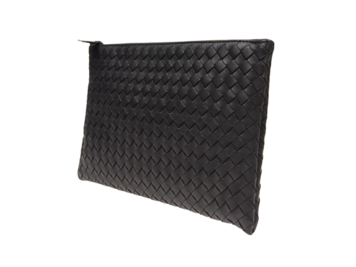 https://d2cva83hdk3bwc.cloudfront.net/bottega-veneta-solid-tone-woven-zip-top-clutch-black-3.jpg