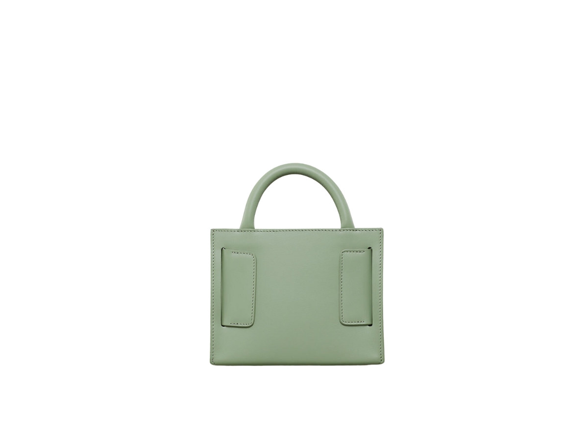 Boyy Bobby 18 In Palmellato Calfskin Leather With Gold-tone Hardware  Pistachio | Sasom