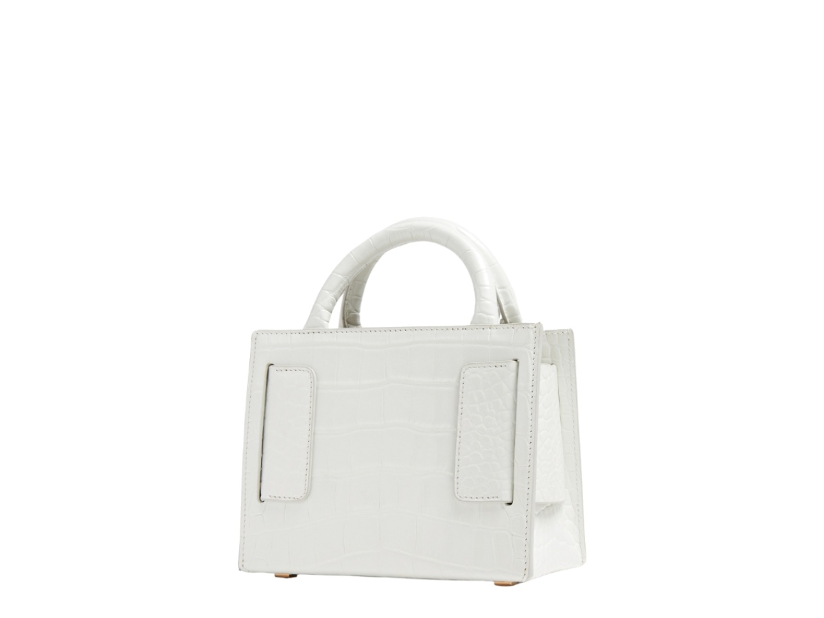 https://d2cva83hdk3bwc.cloudfront.net/boyy-sbbb1bwl-bobby-18-bag-white-leather-3.jpg