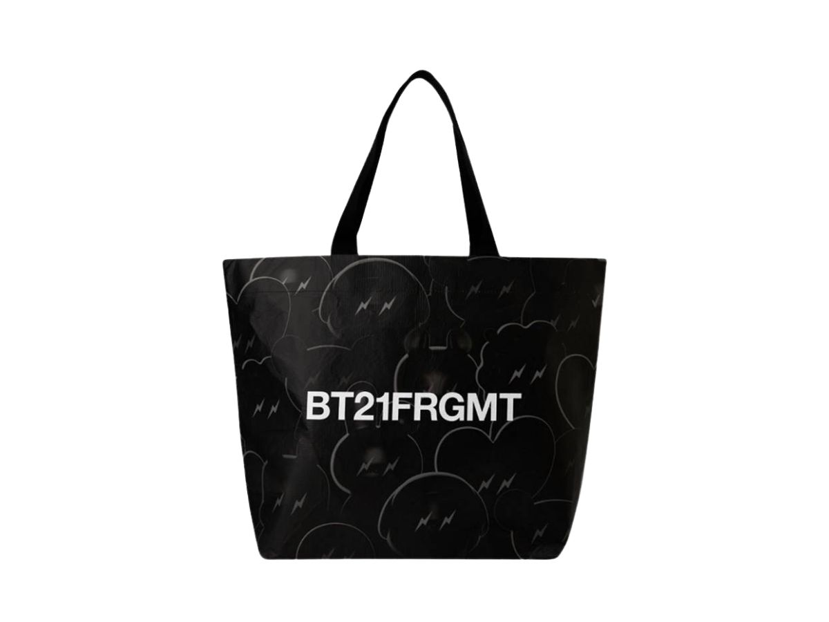 https://d2cva83hdk3bwc.cloudfront.net/bt21-x-fragment-reusable-bag-black-l-1.jpg