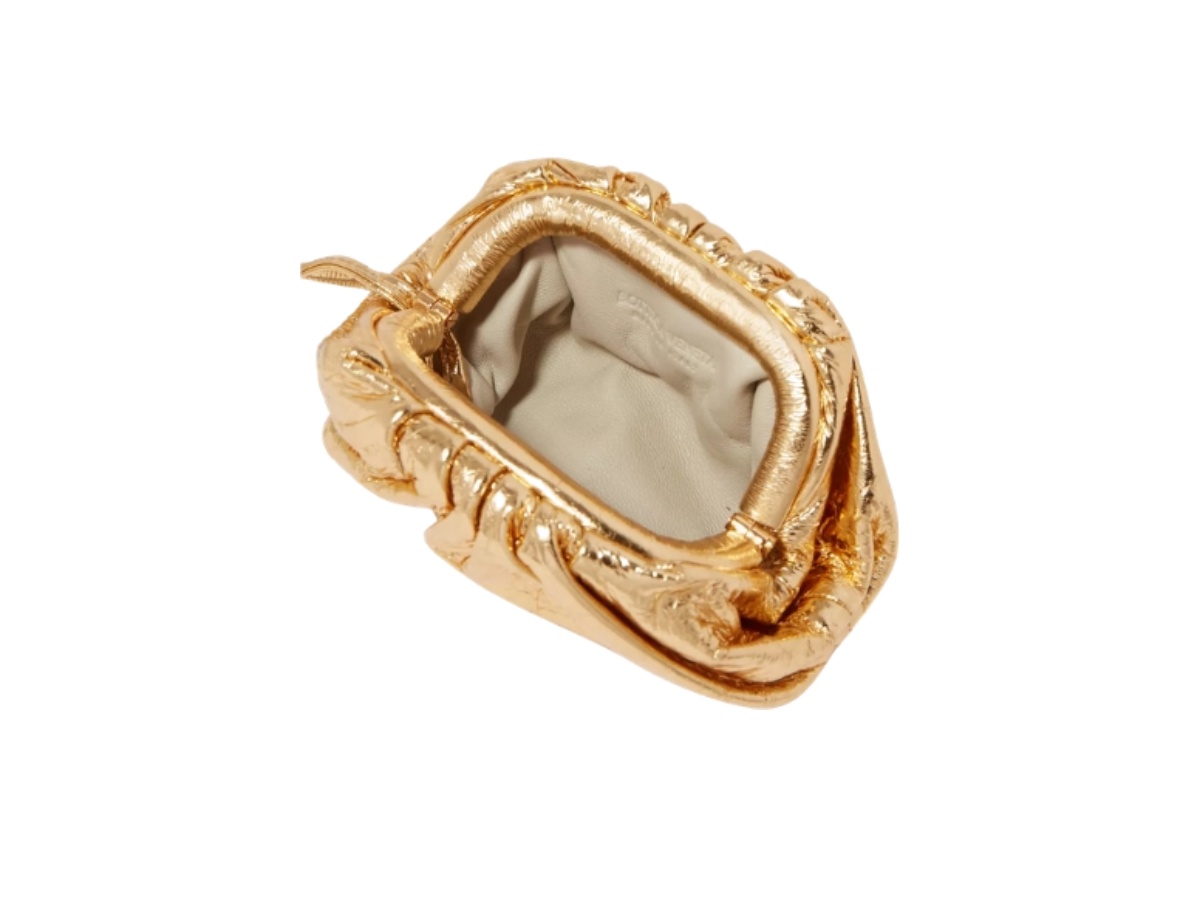 https://d2cva83hdk3bwc.cloudfront.net/bv-pbbbvpcpo-bottega-veneta-pouch-coin-purses-oro-3.jpg
