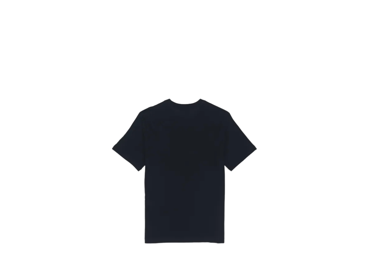 https://d2cva83hdk3bwc.cloudfront.net/bv0508-010-nike-sportswear-tee-black-2.jpg