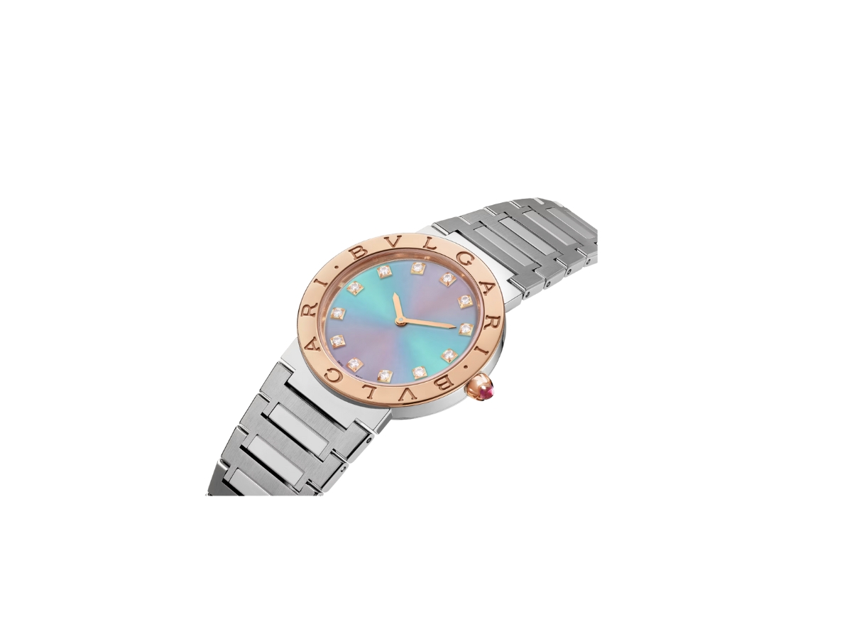 https://d2cva83hdk3bwc.cloudfront.net/bvlgari-x-lisa-limited-edition-watch-33-mm-in-stainless-steel-with-18-kt-rose-gold-bezel-engraved-2.jpg