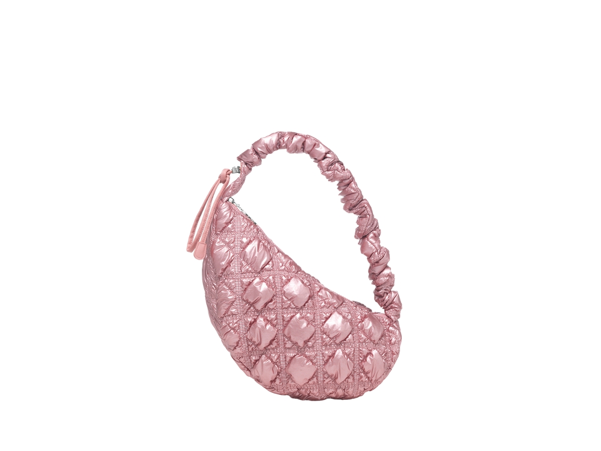 https://d2cva83hdk3bwc.cloudfront.net/carlyn-cozy-glaze-in-nylon-with-gold-hardware-rose-pink-1.jpg