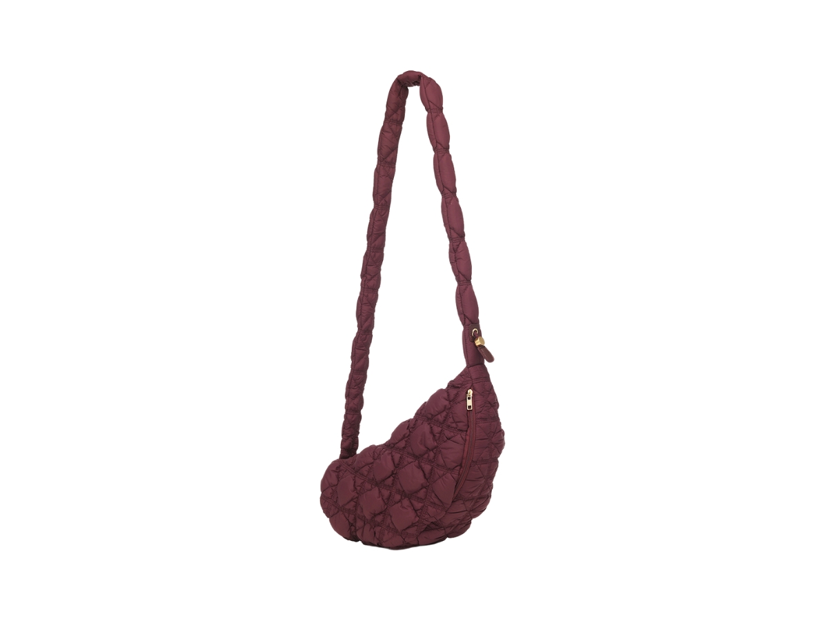 https://d2cva83hdk3bwc.cloudfront.net/carlyn-cozy-in-nylon-with-gold-hardware-burgundy-3.jpg