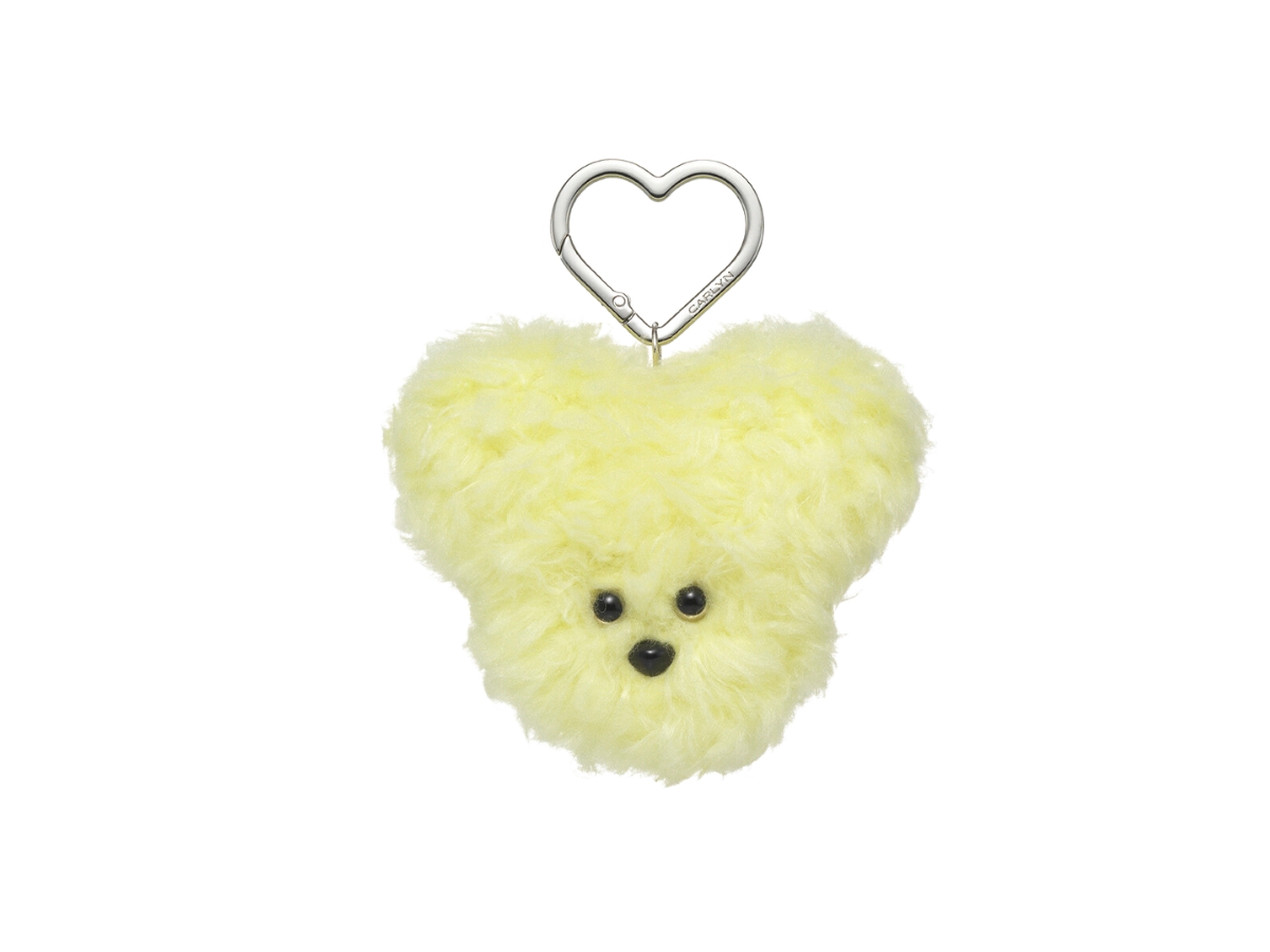 https://d2cva83hdk3bwc.cloudfront.net/carlyn-fluffy-keyring-yellow-1.jpg