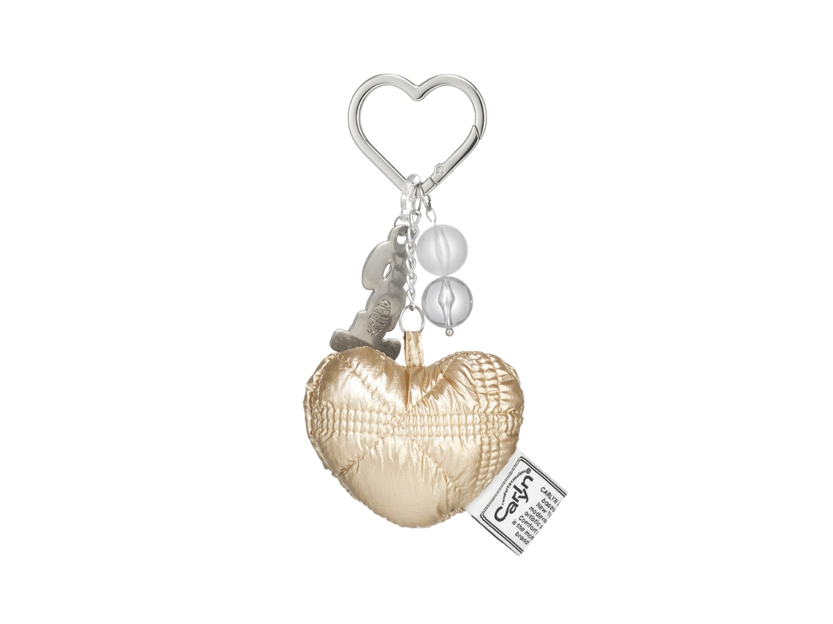 https://d2cva83hdk3bwc.cloudfront.net/carlyn-my-heart-keyring-gold-2.jpg