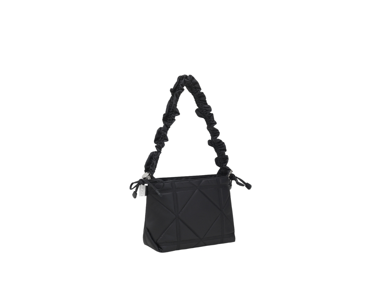 [CARLYN] REEVE MINI BAG ★すぐ品切れ★ CARLYN] REEVE MINI BAG ☆すぐ品切れ☆ ハンドバッグ