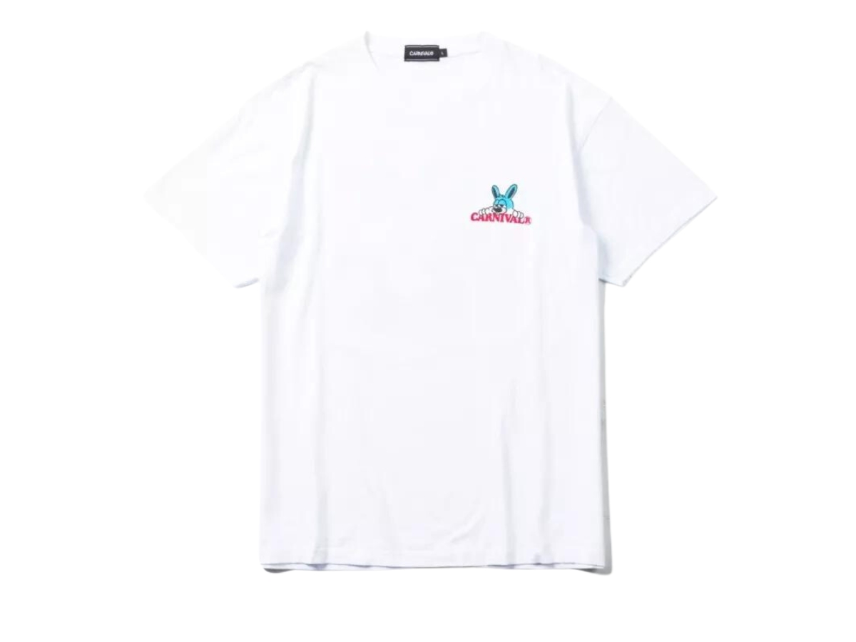 https://d2cva83hdk3bwc.cloudfront.net/carnival-aw-bernie-and-friend-t-shirt-white-ss23-2.jpg