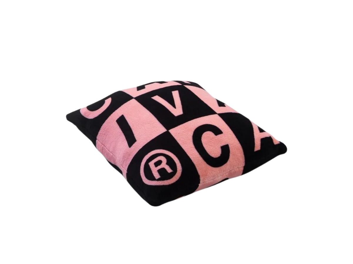 https://d2cva83hdk3bwc.cloudfront.net/carnival-checkerboard-pillow-pink-2.jpg