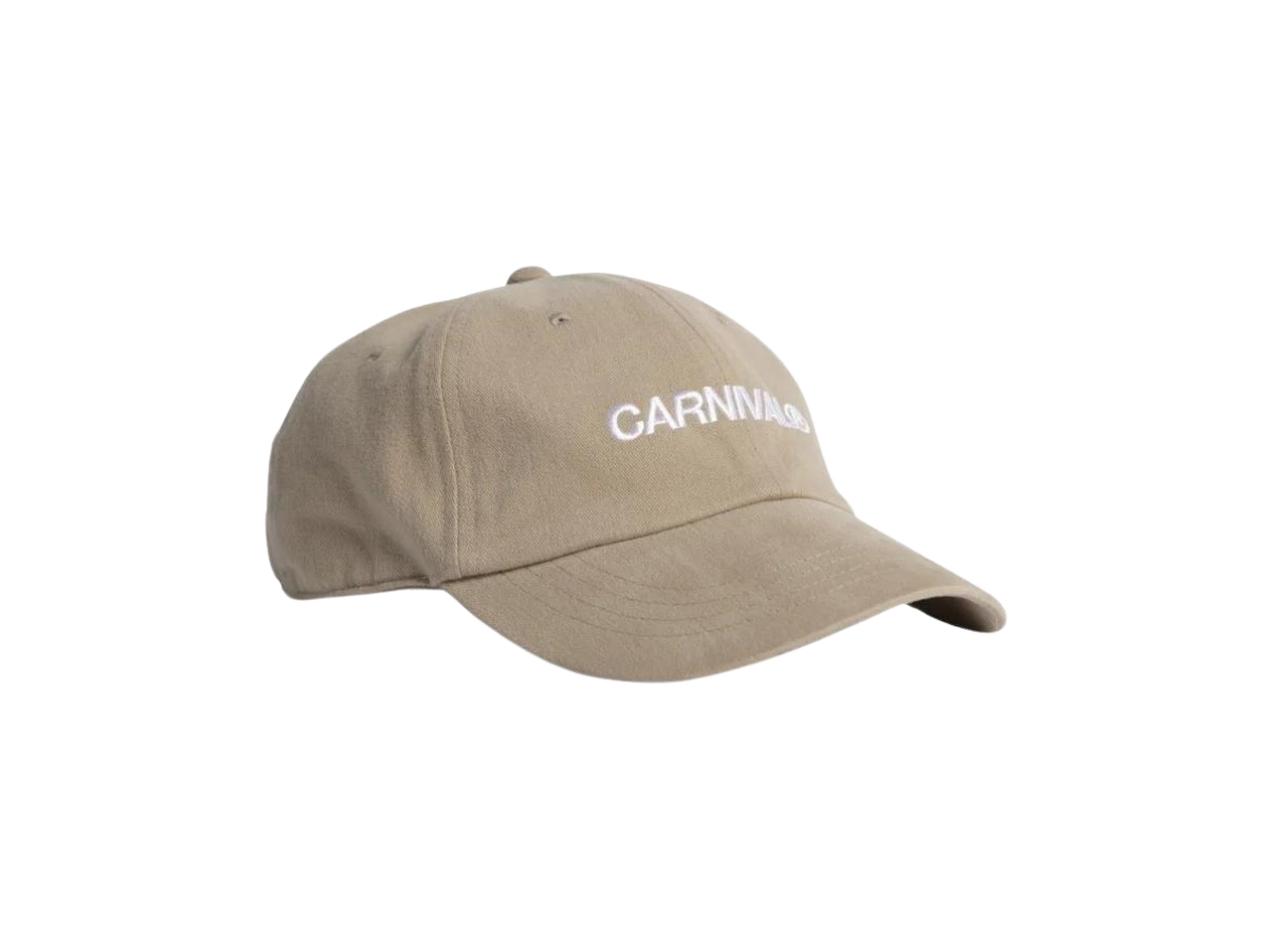 https://d2cva83hdk3bwc.cloudfront.net/carnival-classic-logo-lo-cap-beige--fw23--2.jpg