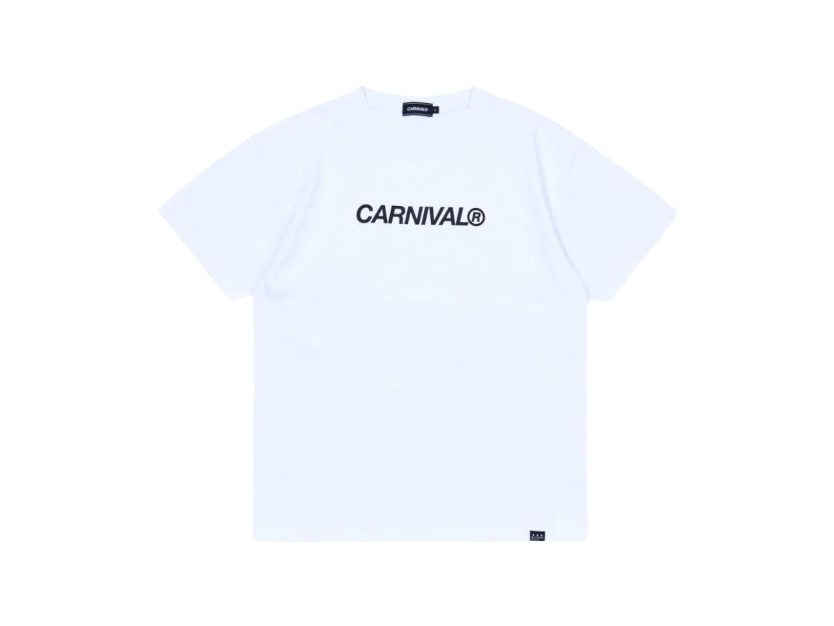 https://d2cva83hdk3bwc.cloudfront.net/carnival-essentials-t-shirt-white--fw23--1.jpg