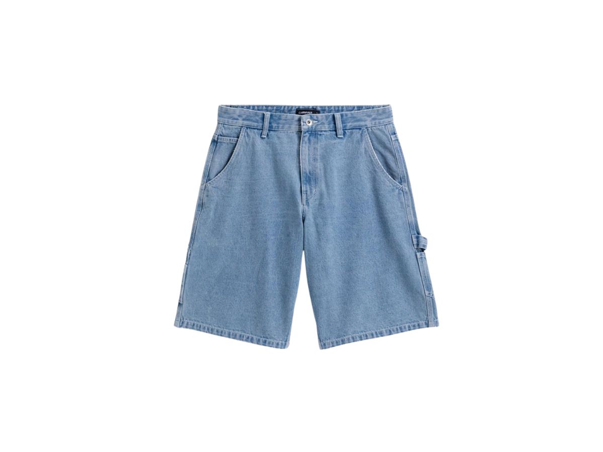 https://d2cva83hdk3bwc.cloudfront.net/carnival-loose-denim-shorts-light-blue--ss24--2.jpg