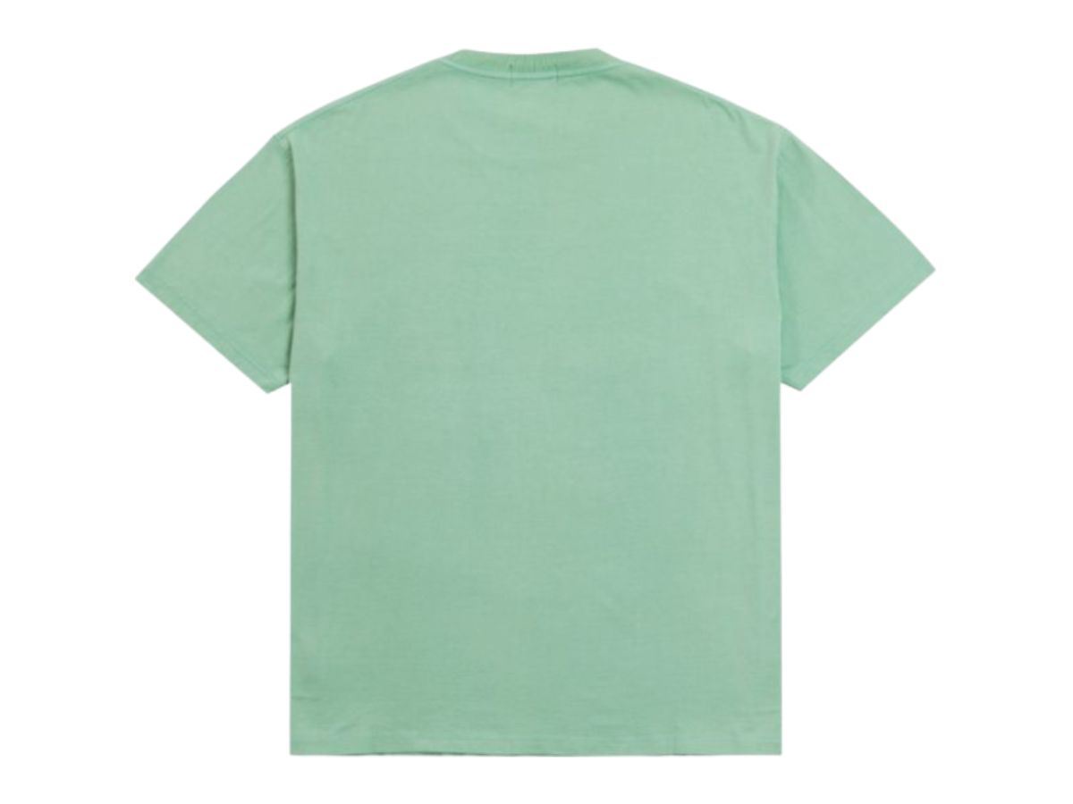 https://d2cva83hdk3bwc.cloudfront.net/carnival-oversized-t-shirt-green--fw22--2.jpg