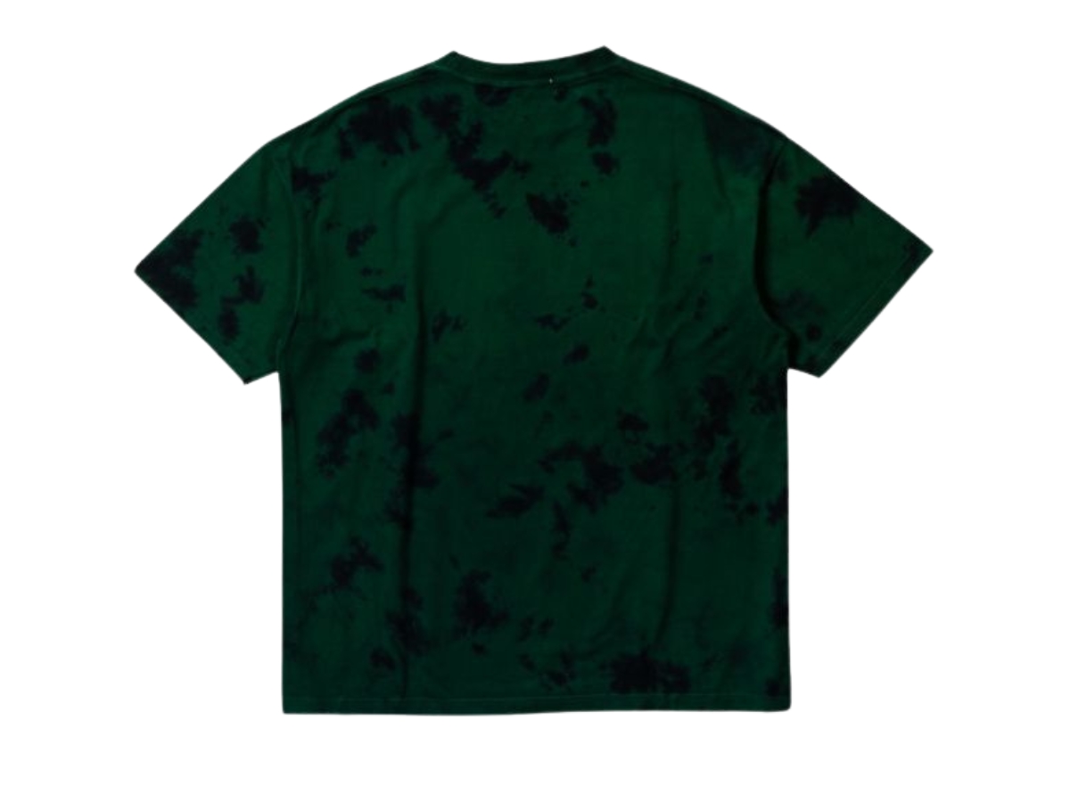 https://d2cva83hdk3bwc.cloudfront.net/carnival-x-bleach-ulquiorra-murcielago-oversized-tie-dye-t-shirt-forest-2.jpg