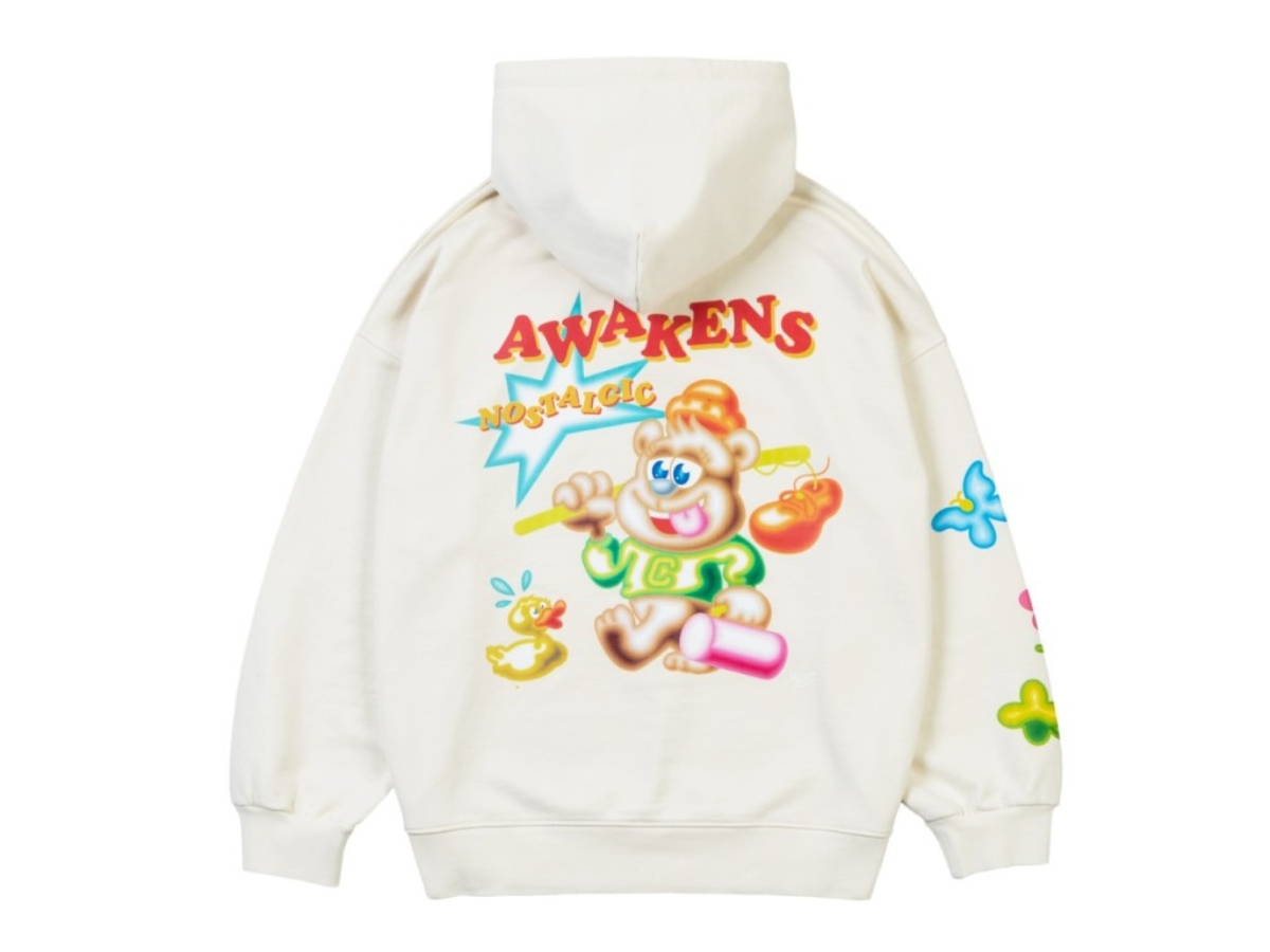 https://d2cva83hdk3bwc.cloudfront.net/carnival-x-kenz-aw-awakens-hoodie-cream-2.jpg