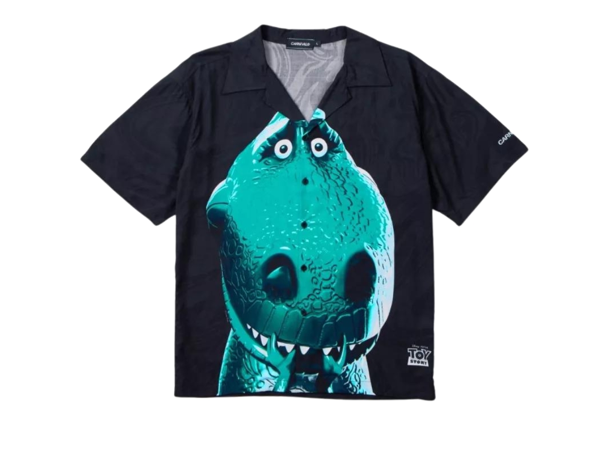 SASOM เสื้อผ้า Carnival x Toy Story Rex Hawaii Shirt Black เช็คราคาล่าสุด