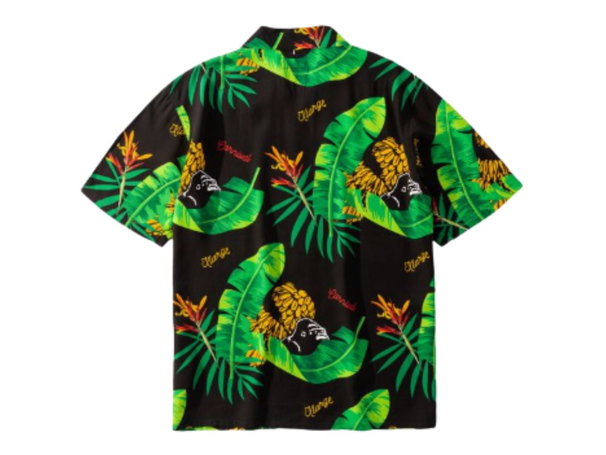 https://d2cva83hdk3bwc.cloudfront.net/carnival-x-xlarge-banana-leaf-shirt-black-2.jpg