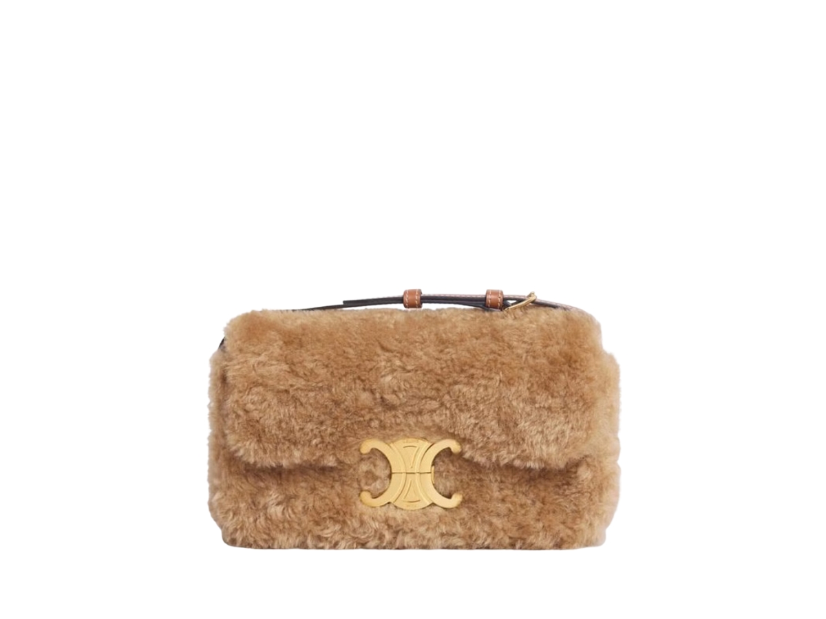 SASOM bags Celine Triomphe Shoulder Bag In Fluffy Shearling And