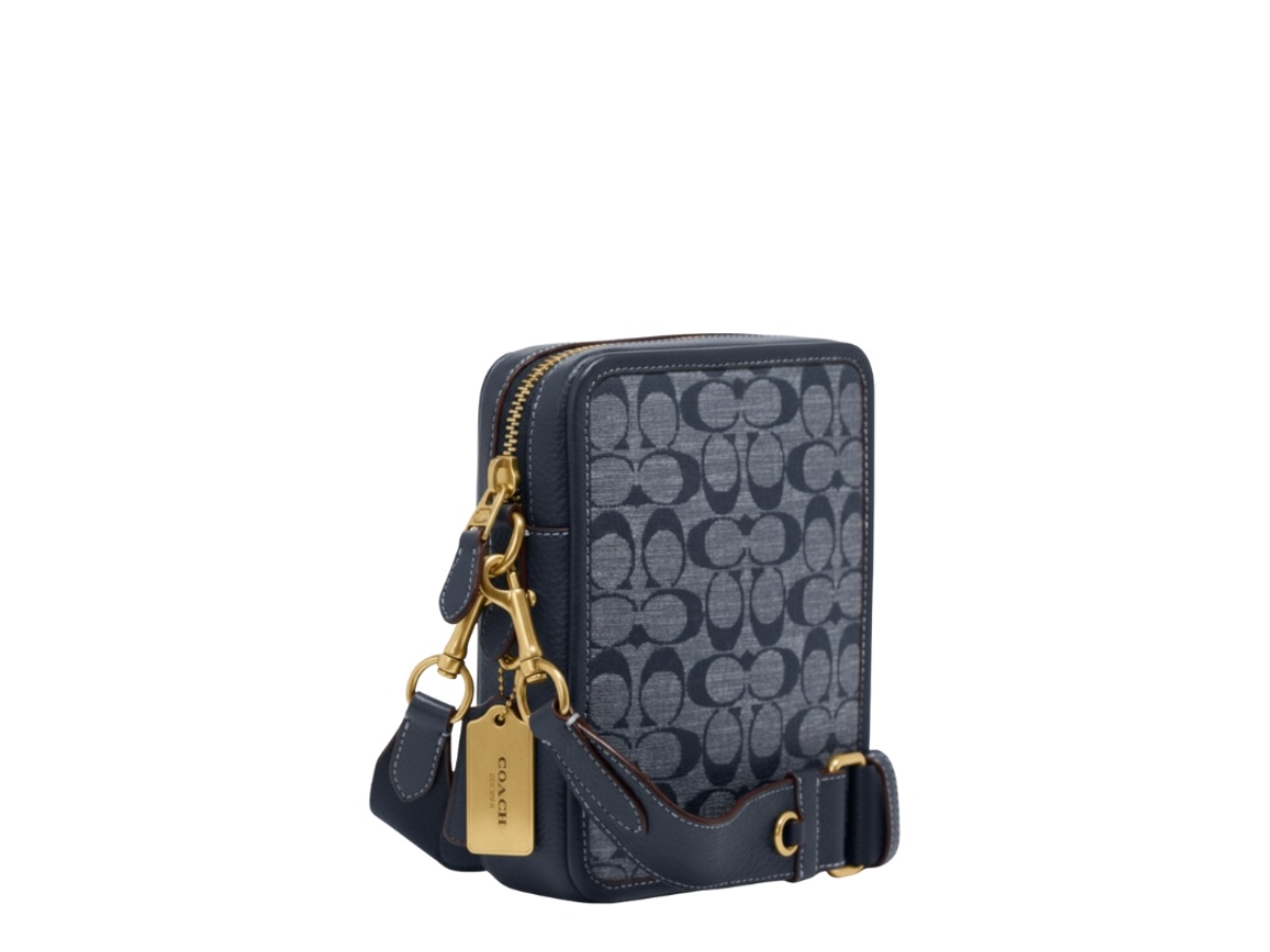 https://d2cva83hdk3bwc.cloudfront.net/cg996-b4de-coach-sullivan-crossbody-denim-2.jpg