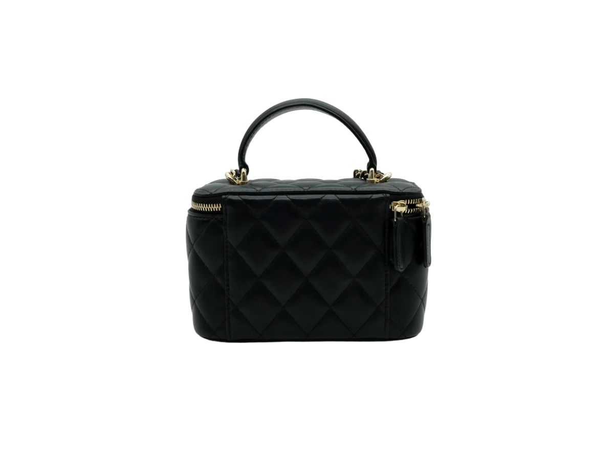 https://d2cva83hdk3bwc.cloudfront.net/chanel--vanity-box-bag-black-2.jpg