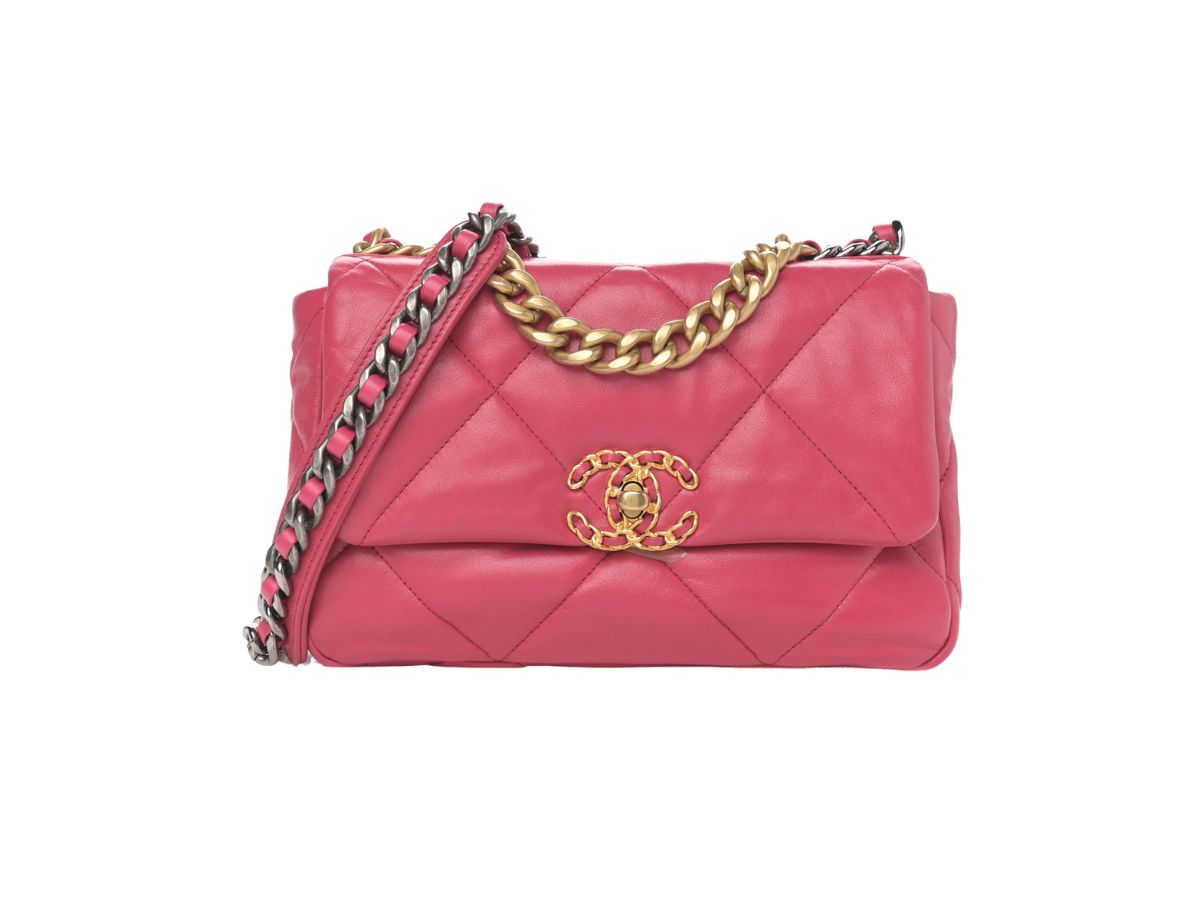 กระเป๋า Chanel 19 Shiny Lambskin Quilted Medium Flap Pink | SASOM