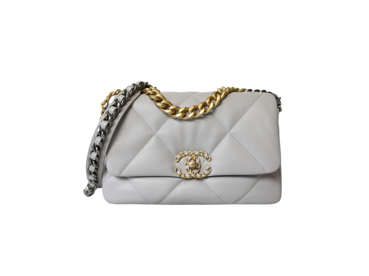 SASOM  bags Chanel 19 Small Flap Bag In Lambskin With Gold-Silver Tone &  Ruthenium-Finish Metal Light Grey Check the latest price now!