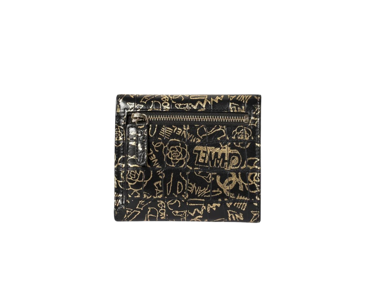 https://d2cva83hdk3bwc.cloudfront.net/chanel-2-55-flap-wallet-in-crocdile-embossed-gold-grafity-with-aged-gold-hardware-black-2.jpg