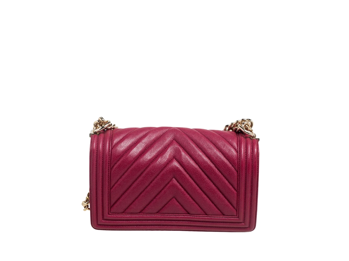 https://d2cva83hdk3bwc.cloudfront.net/chanel-boy-10-in-grained-calfskin-with-gold-hardware-red-2.jpg