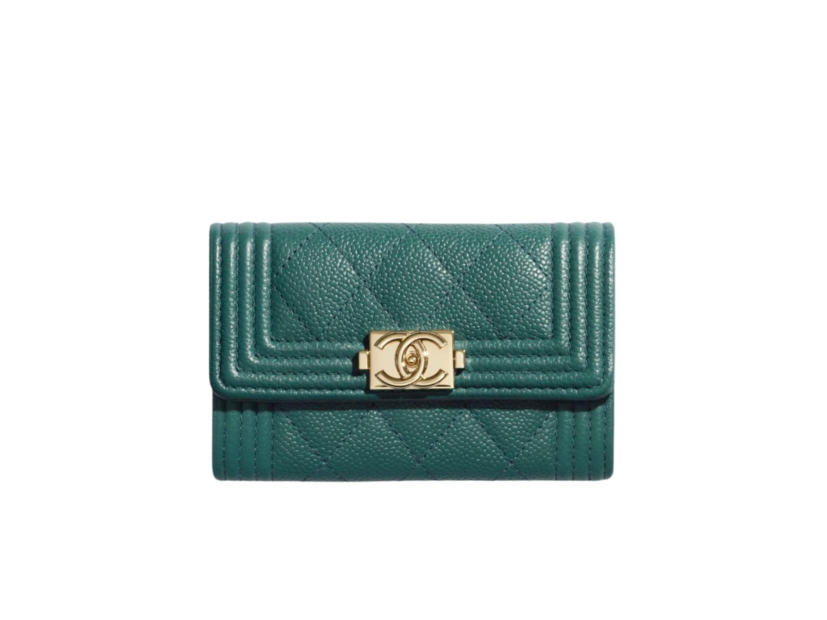 https://d2cva83hdk3bwc.cloudfront.net/chanel-boy-flap-card-holder-in-grained-calfskin-with-gold-tone-metal-turquoise-1.jpg