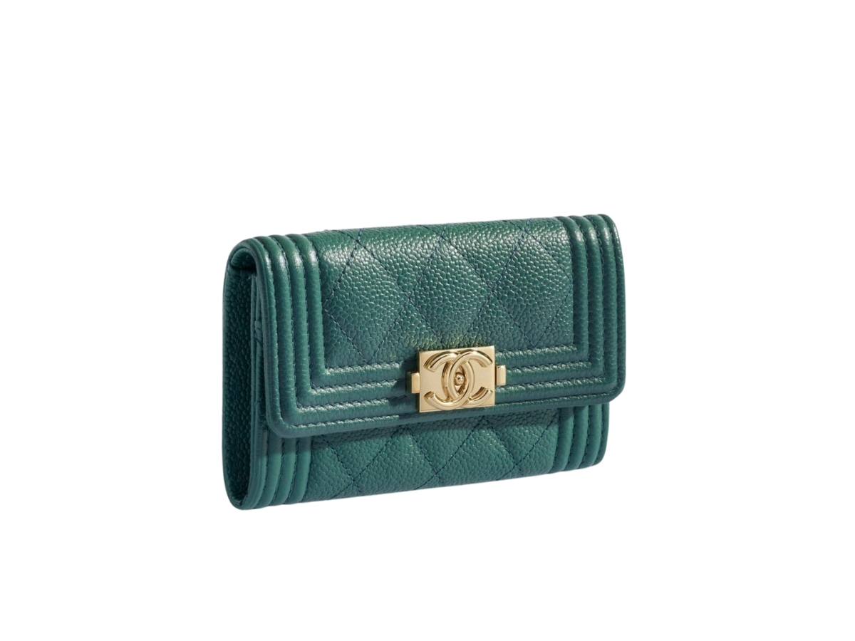https://d2cva83hdk3bwc.cloudfront.net/chanel-boy-flap-card-holder-in-grained-calfskin-with-gold-tone-metal-turquoise-2.jpg