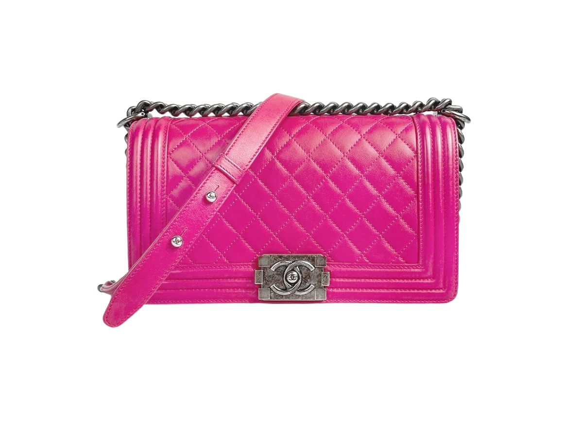 SASOM กระเป๋า Chanel Boy Medium Quilted Lambskin Pink
