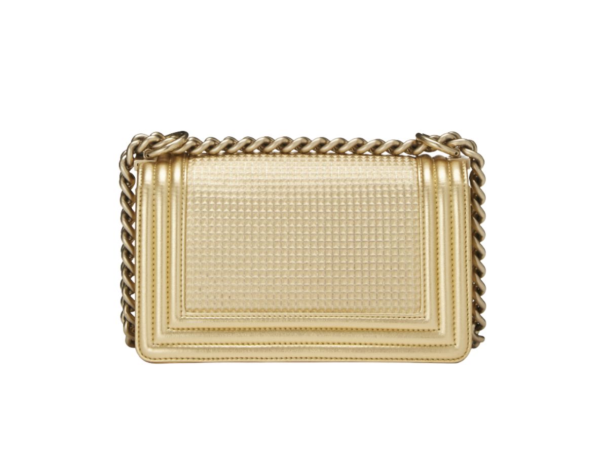 https://d2cva83hdk3bwc.cloudfront.net/chanel-boy-small-metallic-gold-2.jpg