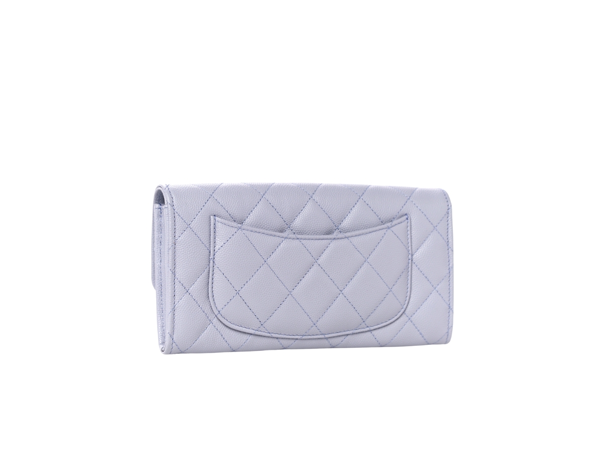 https://d2cva83hdk3bwc.cloudfront.net/chanel-caviar-quilted-large-gusset-flap-wallet-light-purple-2.jpg
