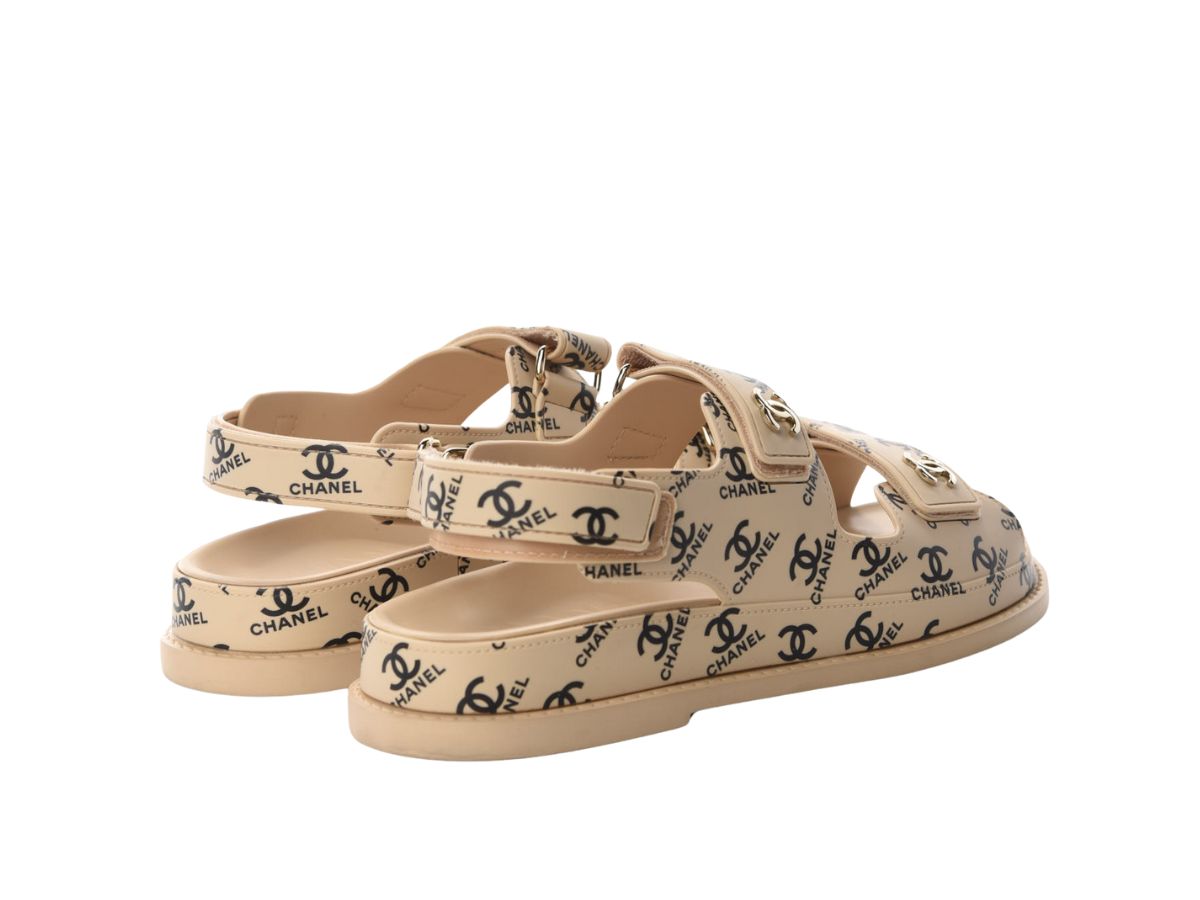 CC DAD SANDAL MULE IN PASTEL PINK FLEECE WITH GOLD HARDWARE