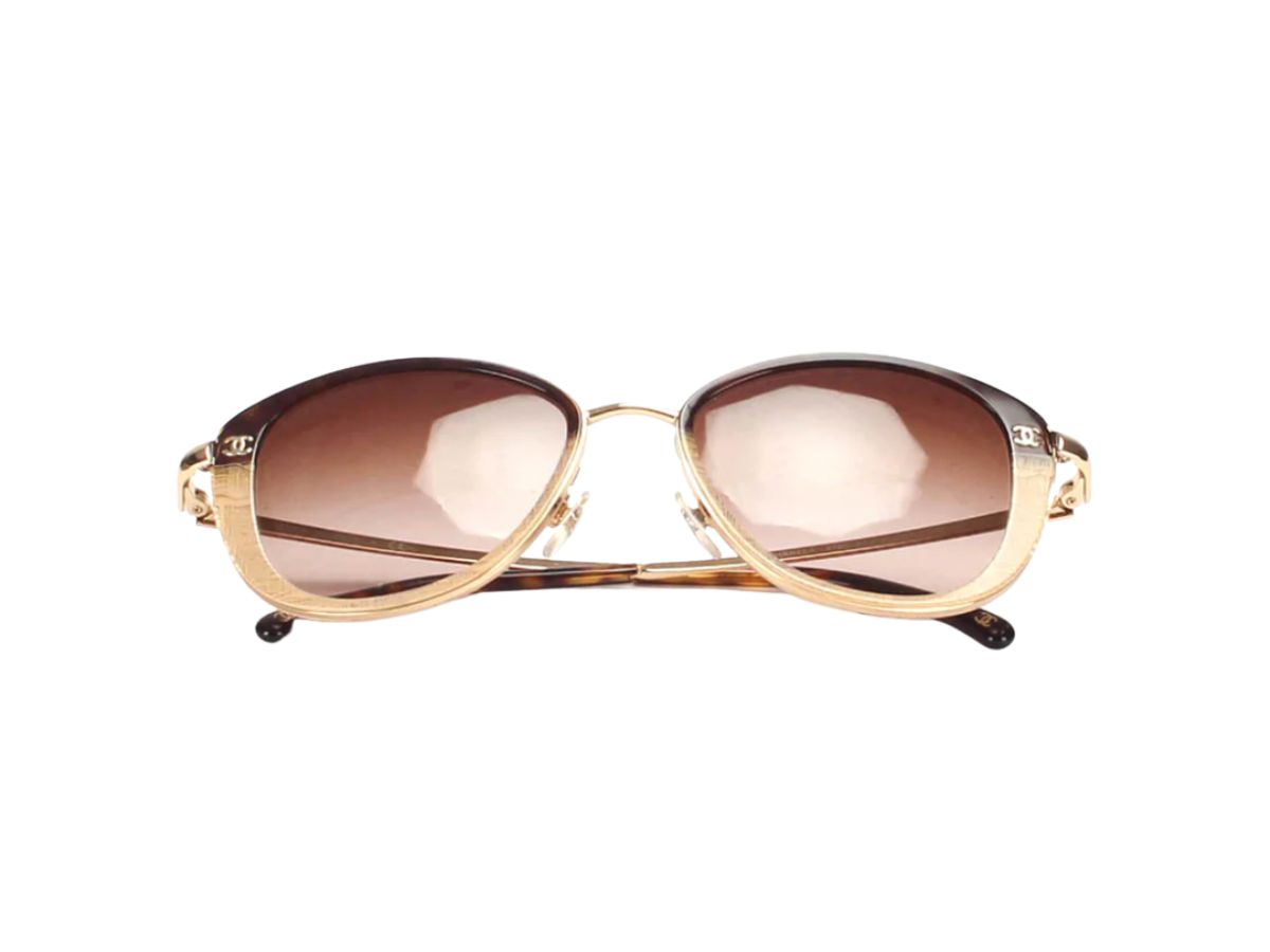 https://d2cva83hdk3bwc.cloudfront.net/chanel-cc-round-tinted-sunglasses-brown-3.jpg