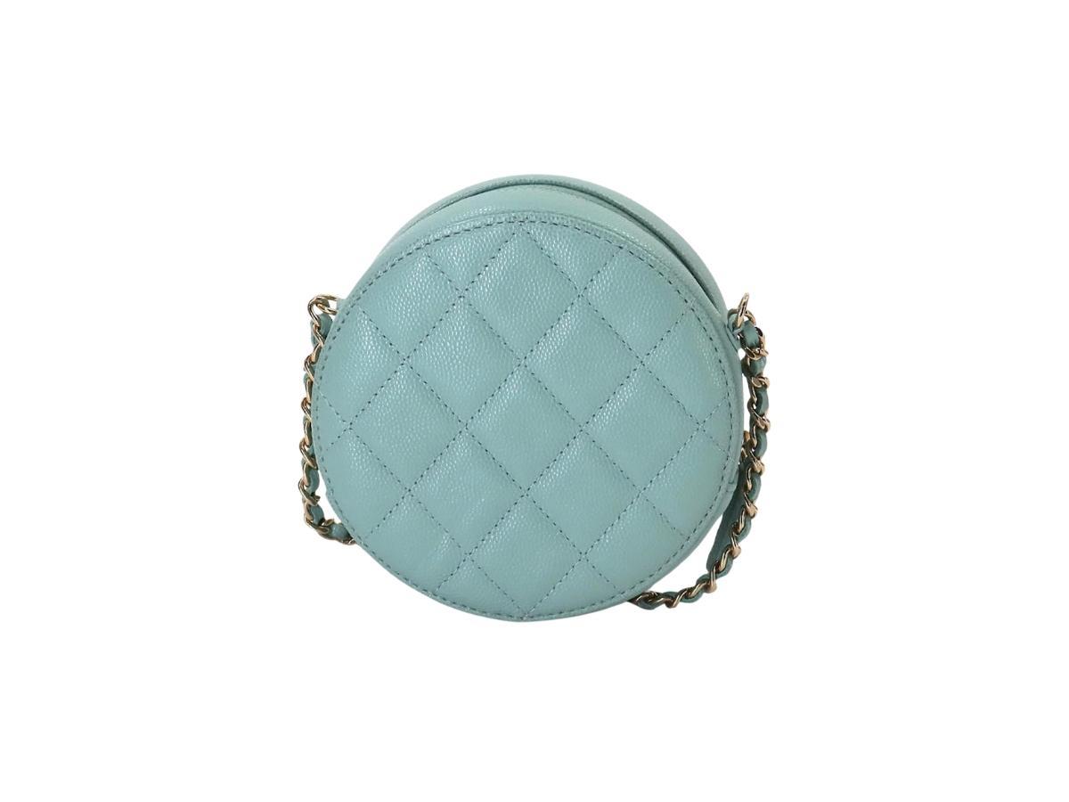 https://d2cva83hdk3bwc.cloudfront.net/chanel-chanel-round-classic-chain-with-clutch-blue8fu0c-2.jpg