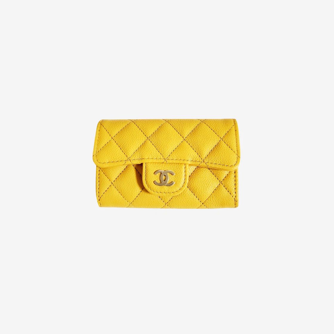 https://d2cva83hdk3bwc.cloudfront.net/chanel-classic-card-holder-grained-shiny-calfskin-%26-gold-yellow-1.jpg