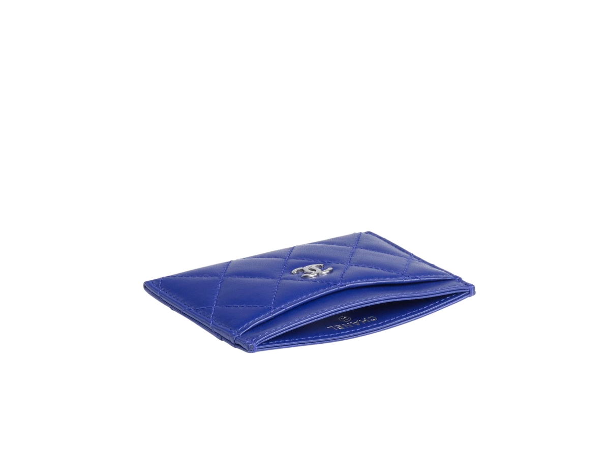 https://d2cva83hdk3bwc.cloudfront.net/chanel-classic-card-holder-in-lambskin-with-silver-tone-metal-blue-2.jpg