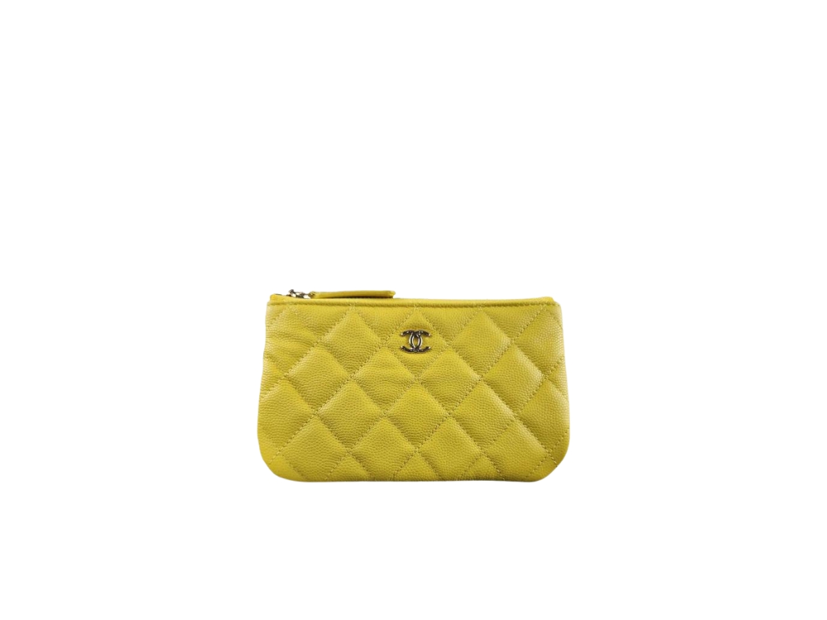 CHANEL Classic Mini Pouch (A82365 Y01480 C3906)