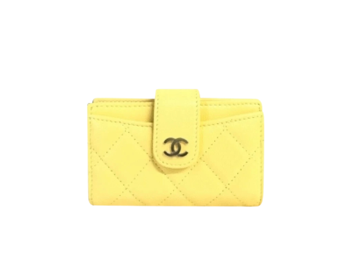 https://d2cva83hdk3bwc.cloudfront.net/chanel-classic-small-flap-wallet-in-grained-calfskin-with-gold-yellow-hardware-1.jpg