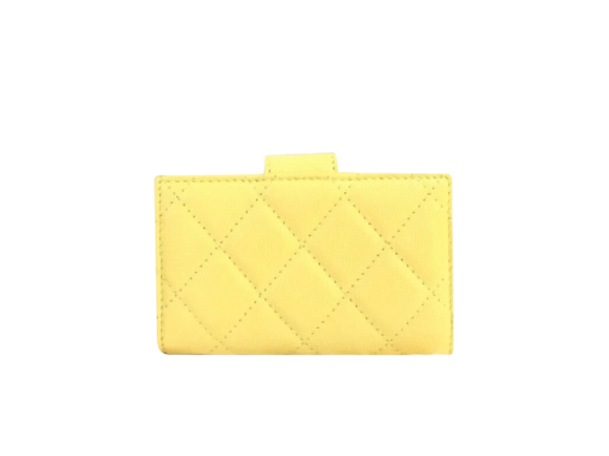 https://d2cva83hdk3bwc.cloudfront.net/chanel-classic-small-flap-wallet-in-grained-calfskin-with-gold-yellow-hardware-2.jpg