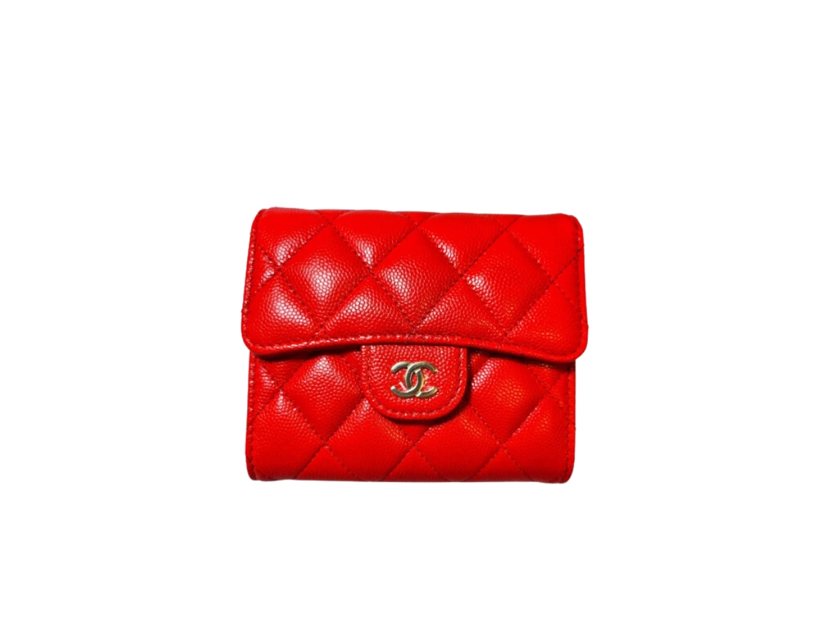 https://d2cva83hdk3bwc.cloudfront.net/chanel-classic-small-flap-wallet-in-grained-shiny-calfskin-with-gold-red-hardware-1.jpg