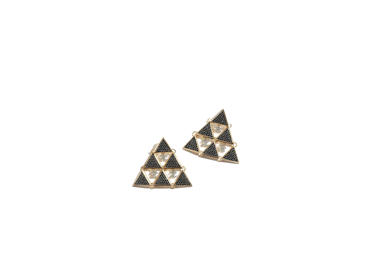 https://d2cva83hdk3bwc.cloudfront.net/chanel-clip-on-pendant-earrings-in-pyramid-triangle-shape-cc-metal-diamant-s-with-gold-silver-hardware-crystal-black-1.jpg